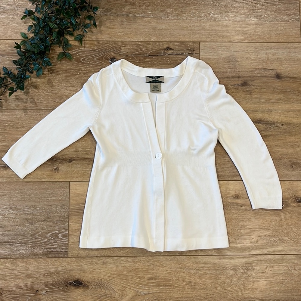 525 America Vintage White Button Blouse Size Small